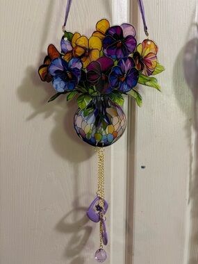 Pansy Bouquet suncatcher